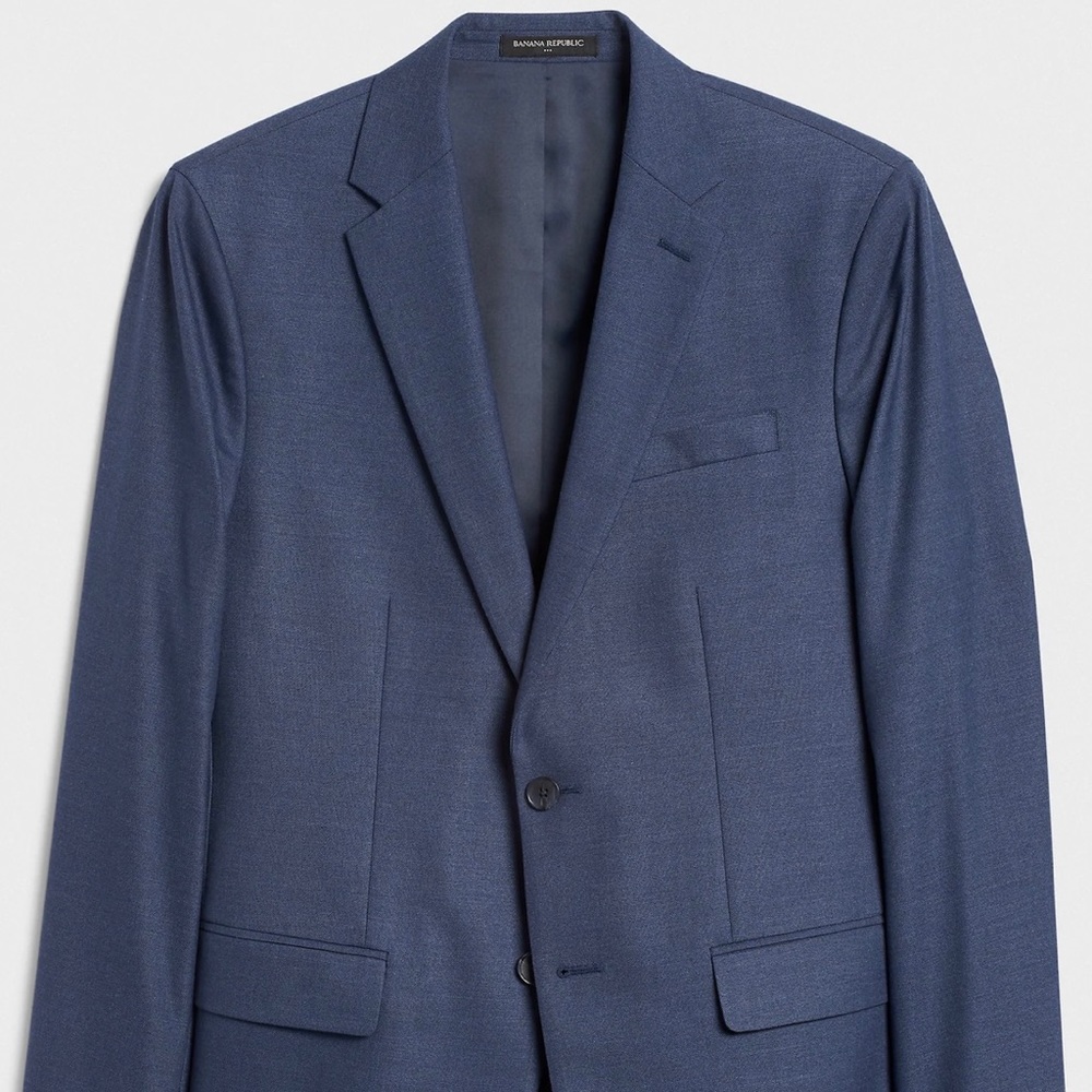 Banana Republic Wrinkle Resistant Extra Slim 2 Piece Suite